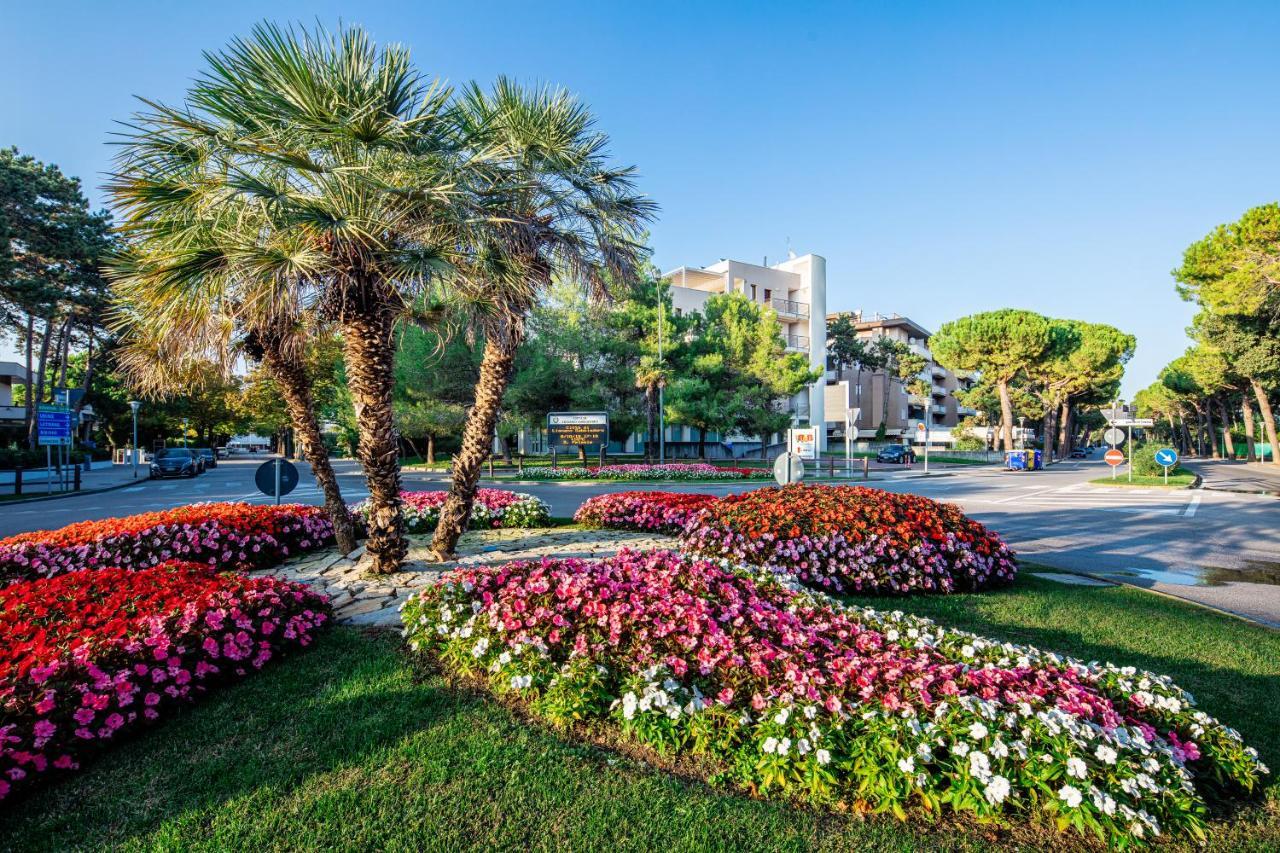 Residence Airone Lignano Sabbiadoro Dış mekan fotoğraf