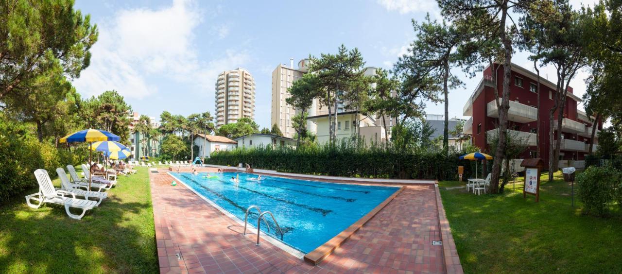 Residence Airone Lignano Sabbiadoro Dış mekan fotoğraf